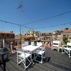 La Fenice Aparthotel Venedig